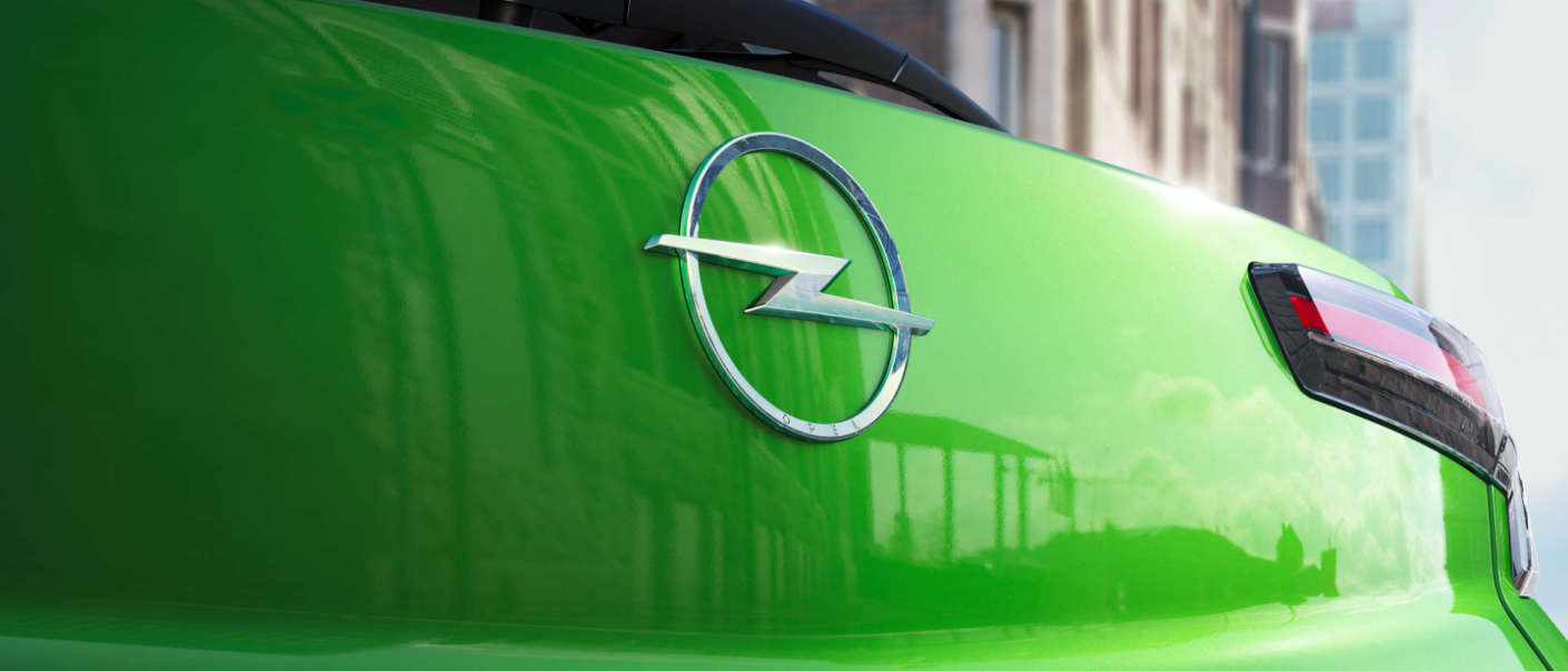 Opel змінює свою легендарну блискавку. Новий логотип для нового Opel Mokka