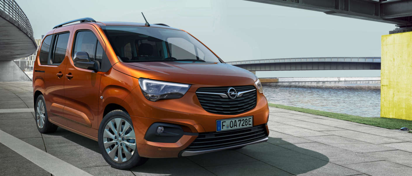 Новий Opel Combo-e Life: «щоденні герої» отримують новий заряд енергії!